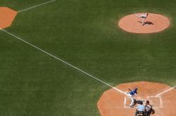 开云下载-布伦森破纪录狂砍41分，独行侠轻取鹈鹕巩固排名