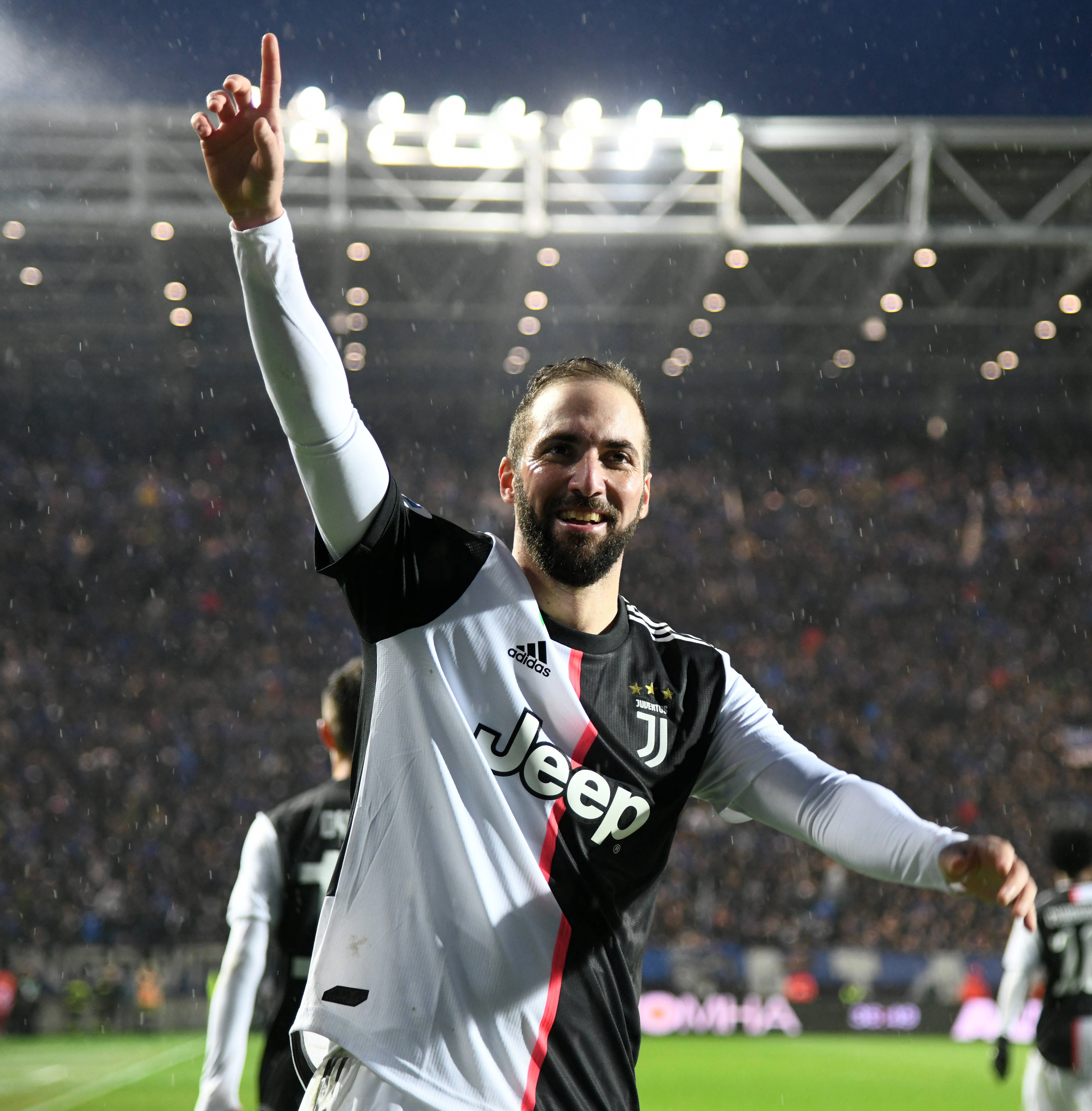 尤文图斯主场失利，球迷集体沉默