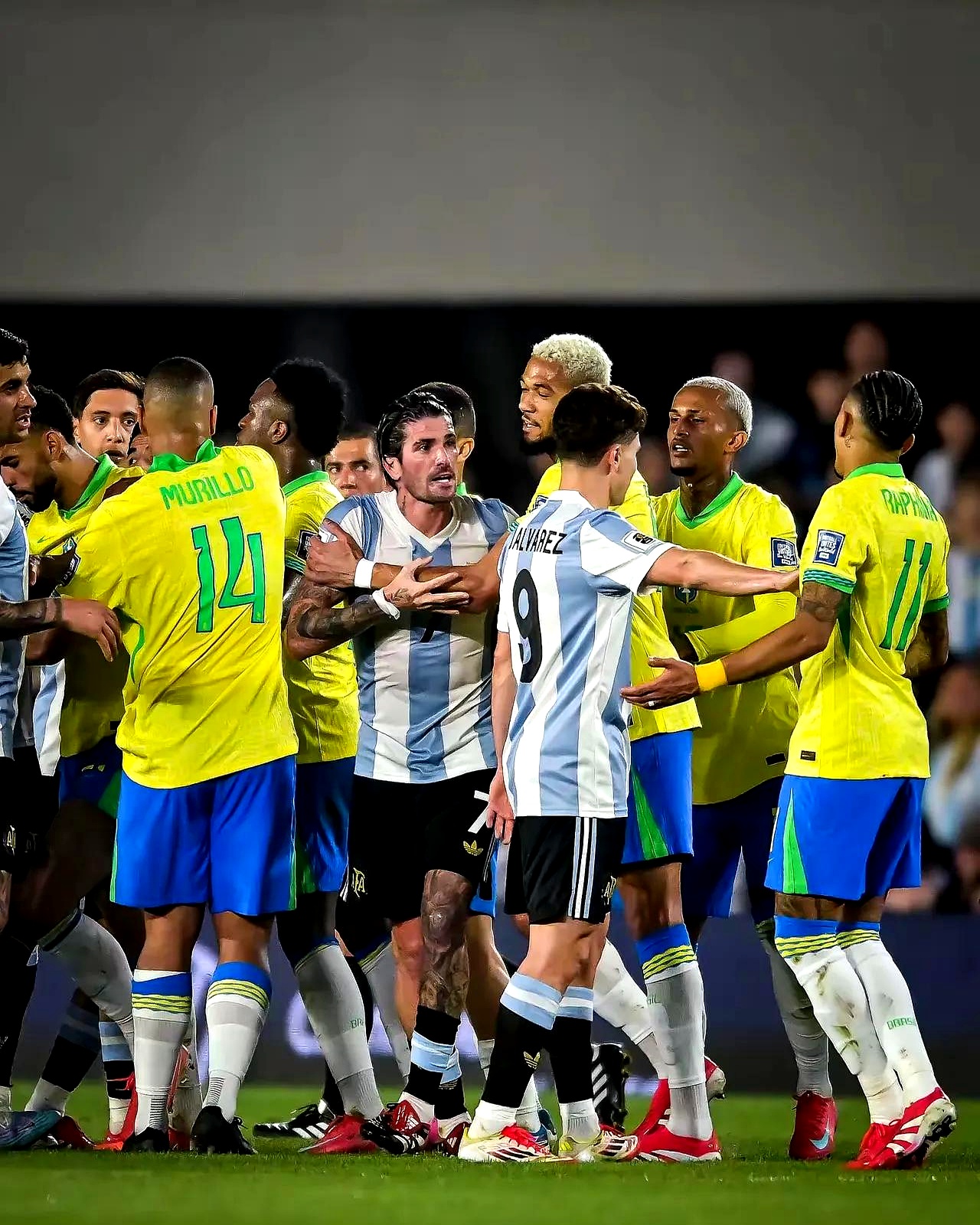 阿根廷队主帅下课,球员们面对困境 阿根廷队主帅下课,球员们面对困境