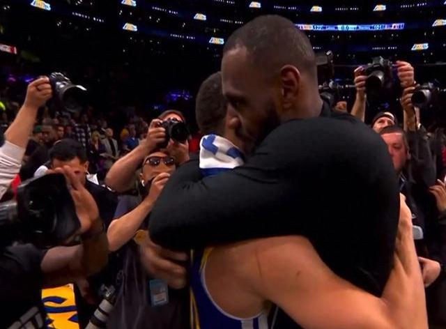 湖人客场惜败猛龙，遭遇两连败