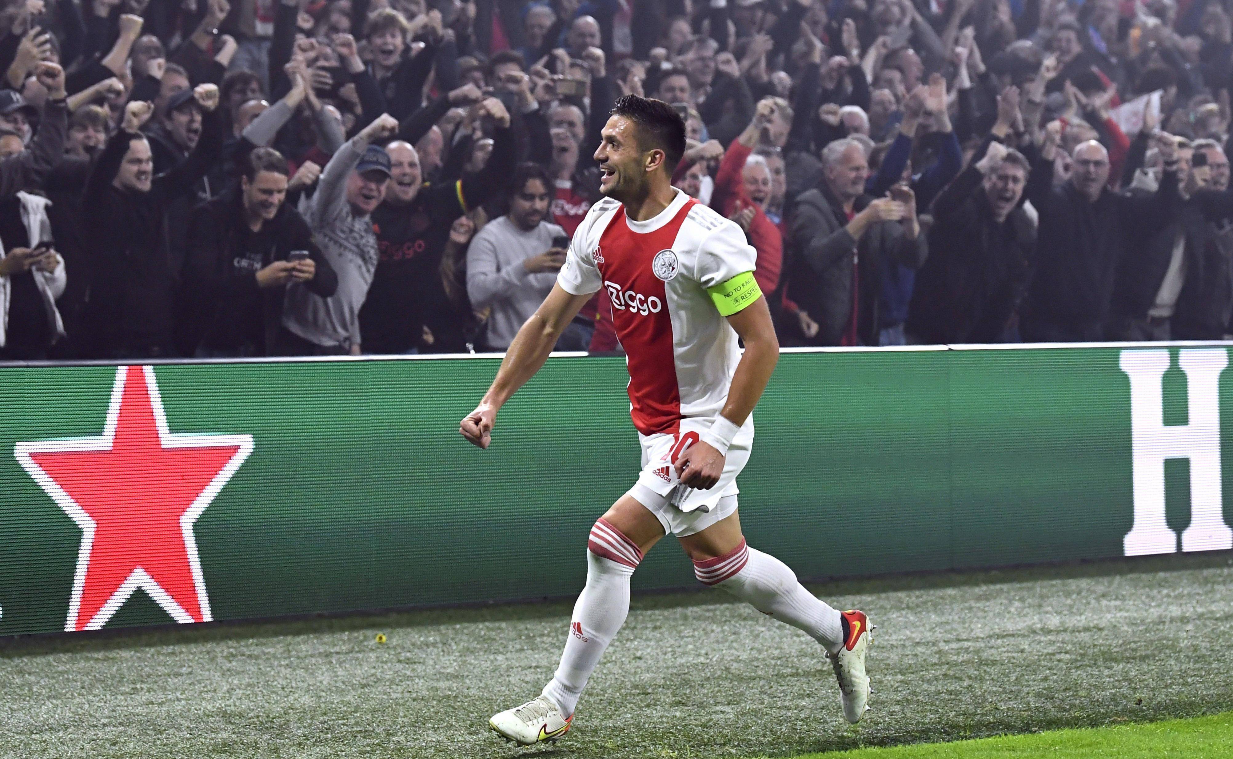 阿贾克斯取得连胜,晋级形势一片大好 阿贾克斯取得连胜,晋级形势一片大好