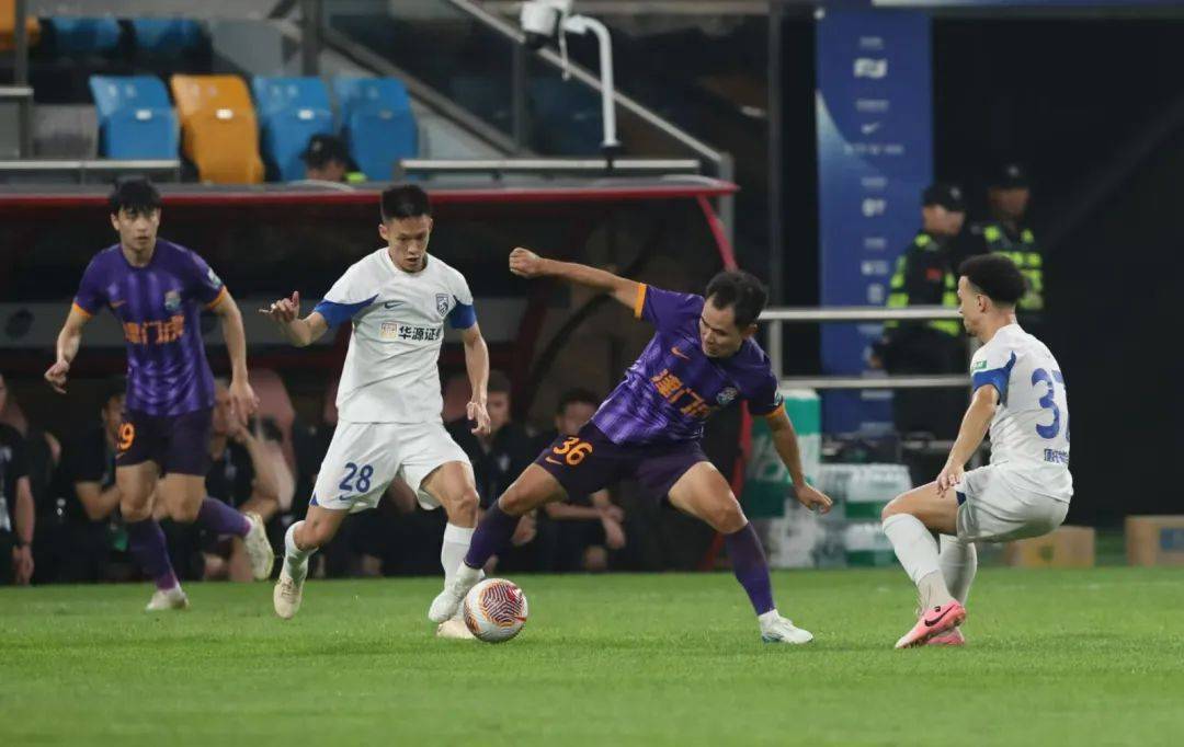 包含泰达球员上演绝杀,全队共同努力赢得胜利的词条 包含泰达球员上演绝杀,全队共同努力赢得胜利的词条