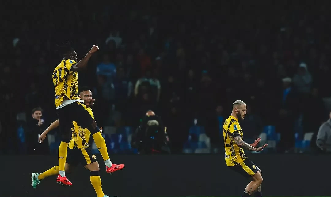 那不勒斯主场-逆转击败国际米兰 那不勒斯主场-逆转击败国际米兰