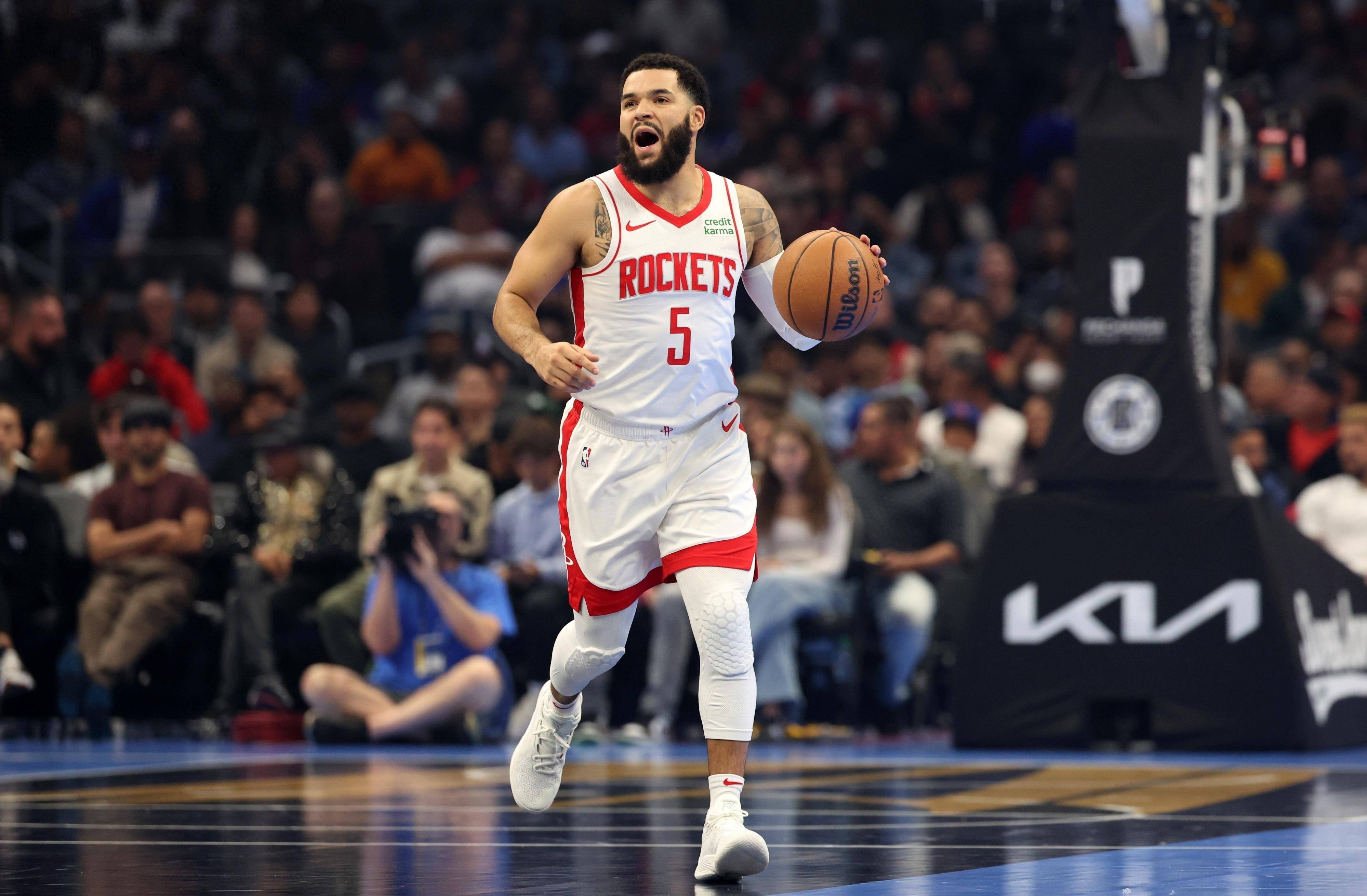 关于火箭球员训练备战，以全力以赴取胜的信息