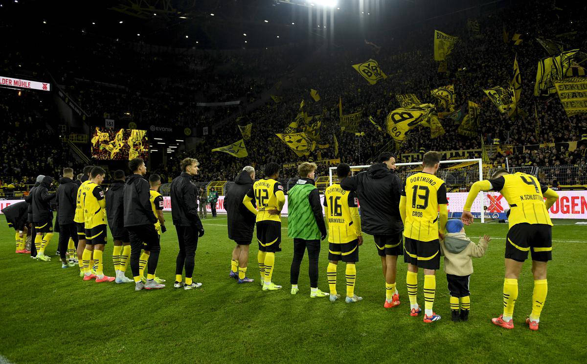 刹不住脚的多特蒙德主场大胜不伦瑞克,士气大振的简单介绍 刹不住脚的多特蒙德主场大胜不伦瑞克,士气大振的简单介绍