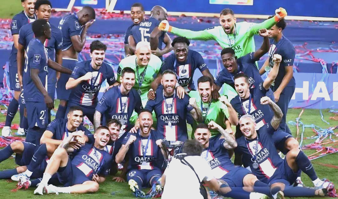 拜仁慕尼黑赴法国挑战巴黎圣日耳曼