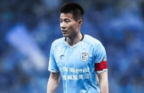 大连实德主场告捷,球队继续前行 大连实德主场告捷,球队继续前行