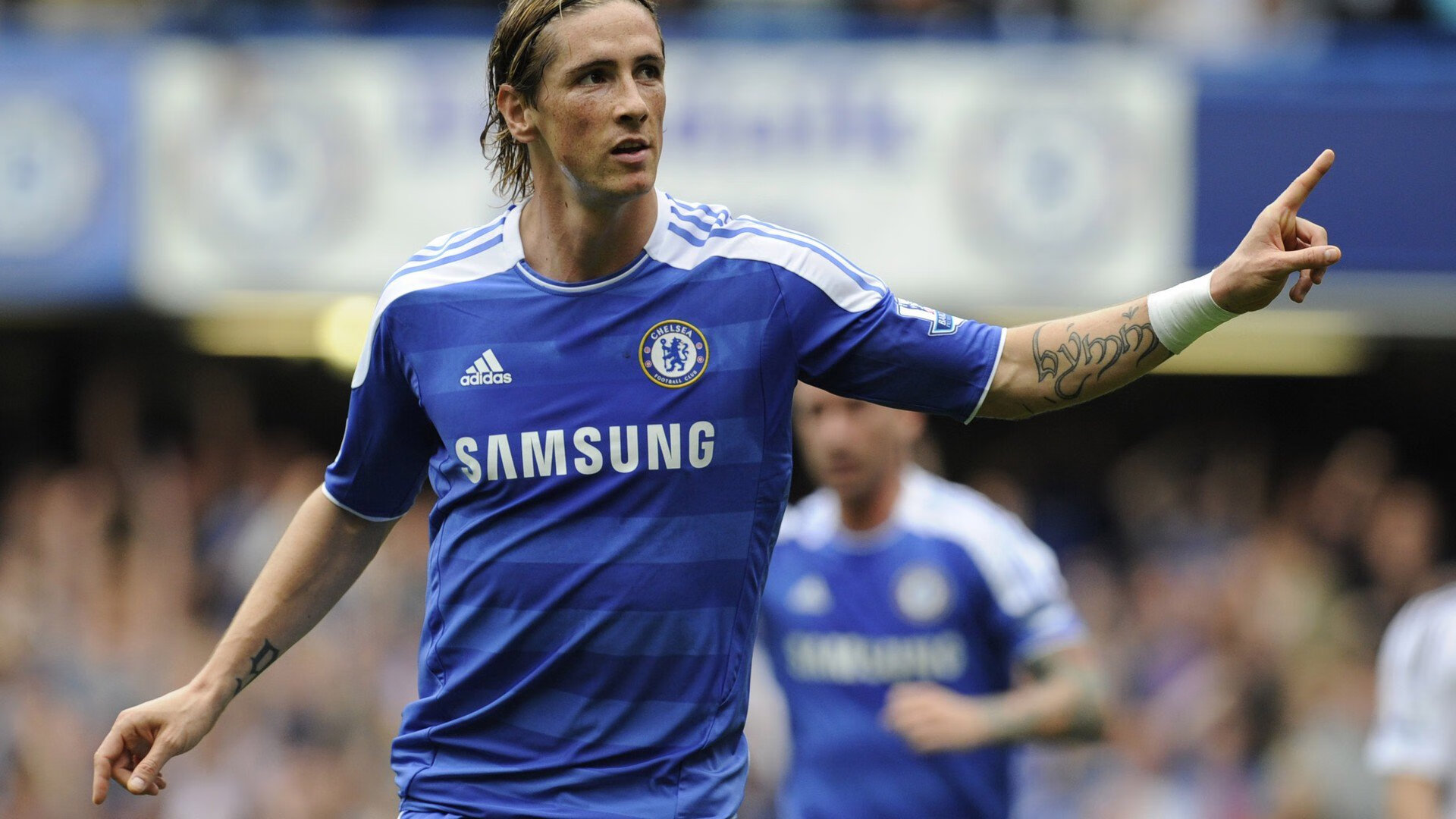 跨越国境的绿茵共振，美国加时奇迹与亚洲后卫的意甲统治夜